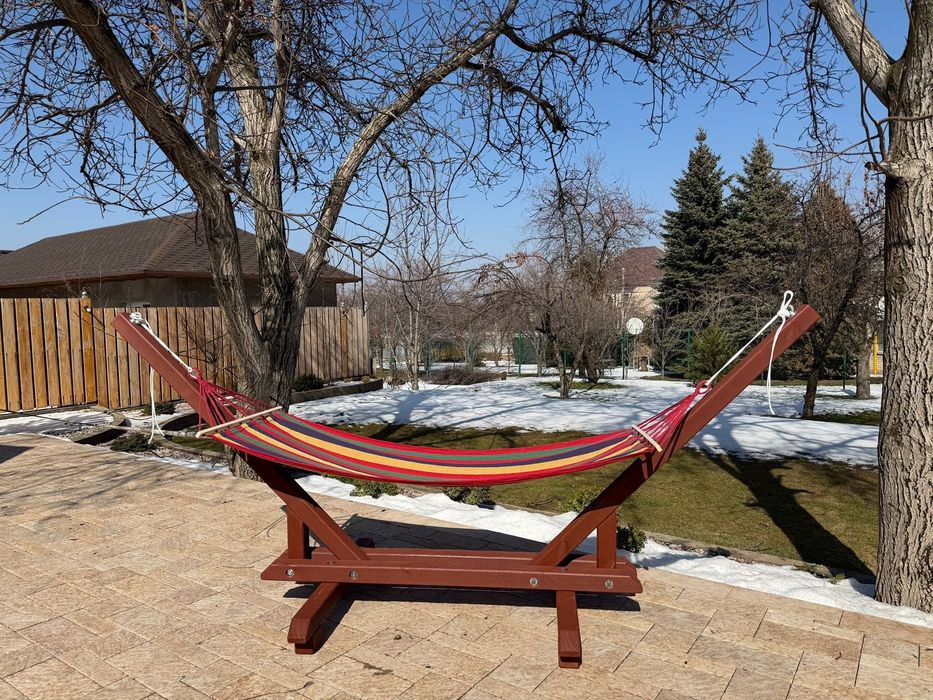 Стойка для гамака.