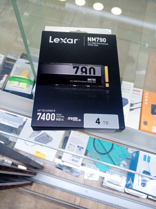 SSD накопитель Lexar NM790 объемом 4 ТБ