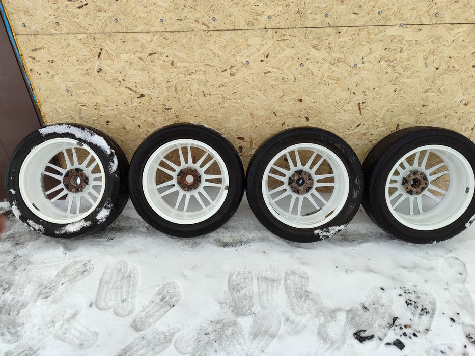 Продам диски R17 5/114.3