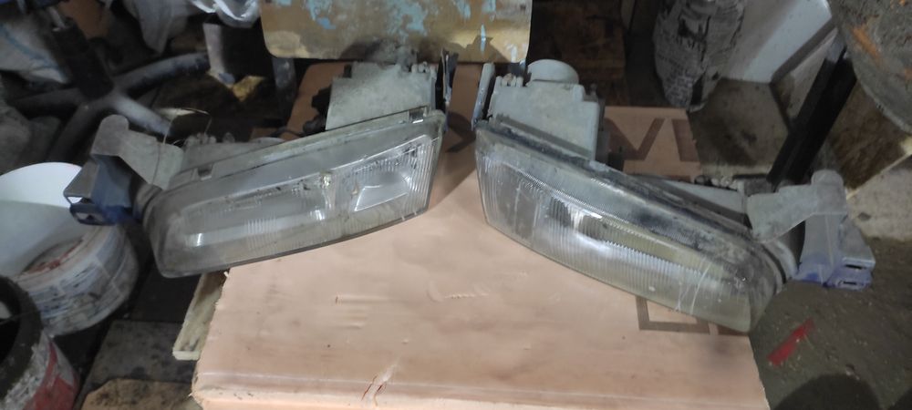 Продам фары мазда кронос