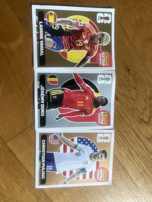 Panini WC2026 exyra sticker golden lamine yamal, silver jeremy doku and bronze cheistian pulisic