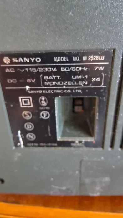 Radiocasetofon portabil Sanyo