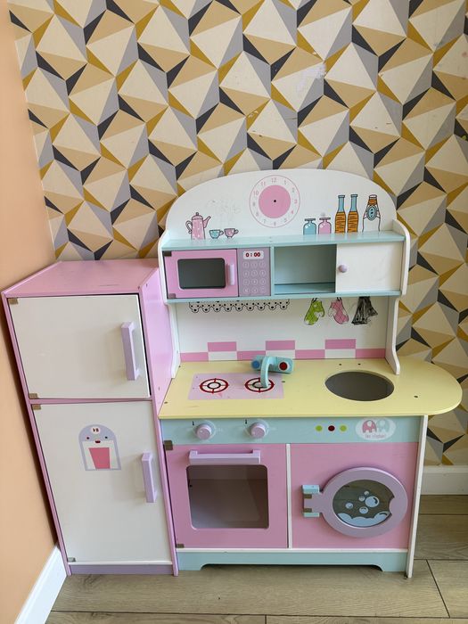 Кухня. Детская. Деревянная