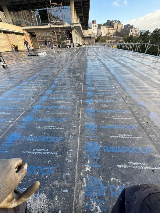 Hidroizolații / izolații  / terase / reparații acoperișuri