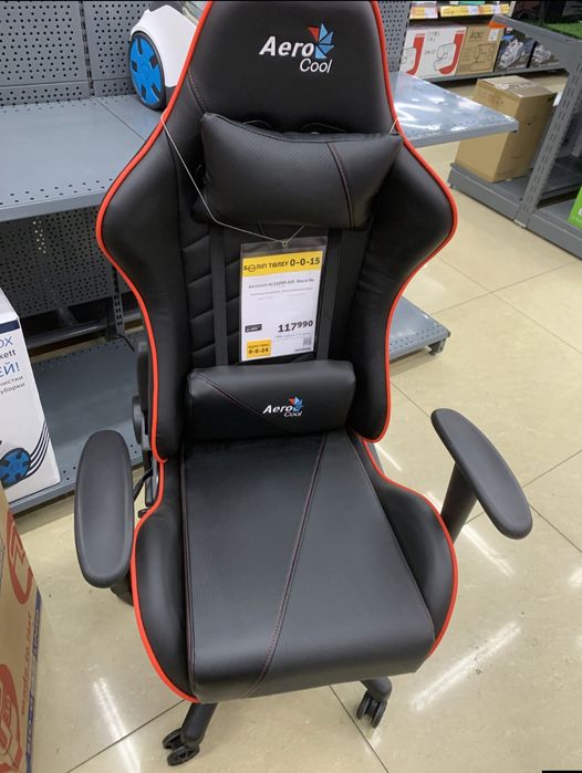 Продам игровой стул , есть торг