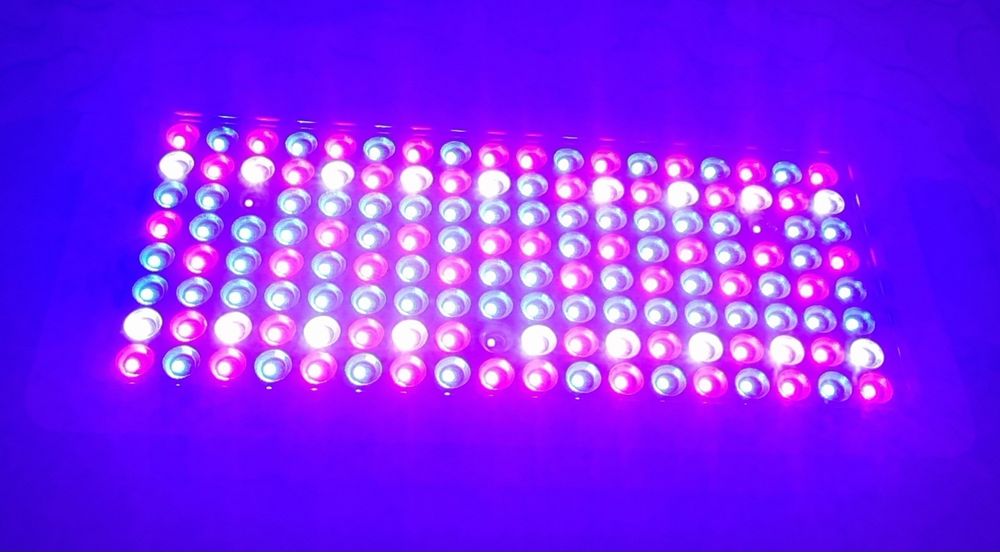 Лампа за отглеждане за растения