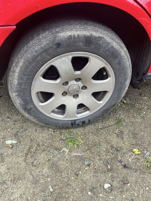 Dezmembrez audi a4 1.9 alh