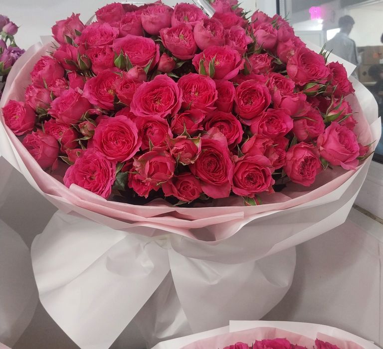 25 штук роза букет 60-70см