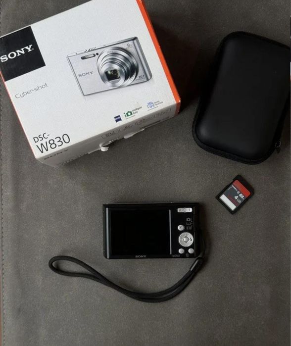 Продам фотоаппарат Sony Cyber-shot DSC-W830