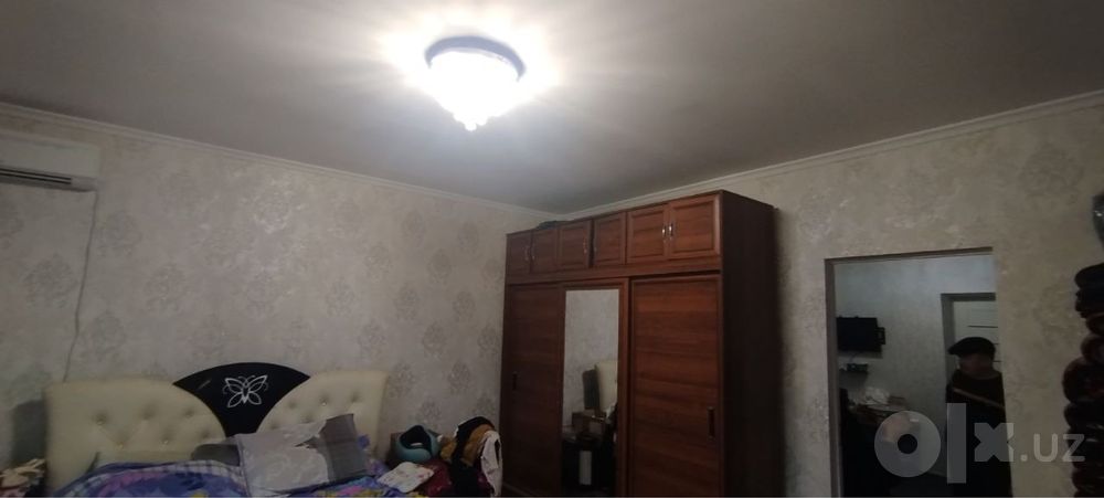 Срочно продается пятикомнатная участок 10 соток