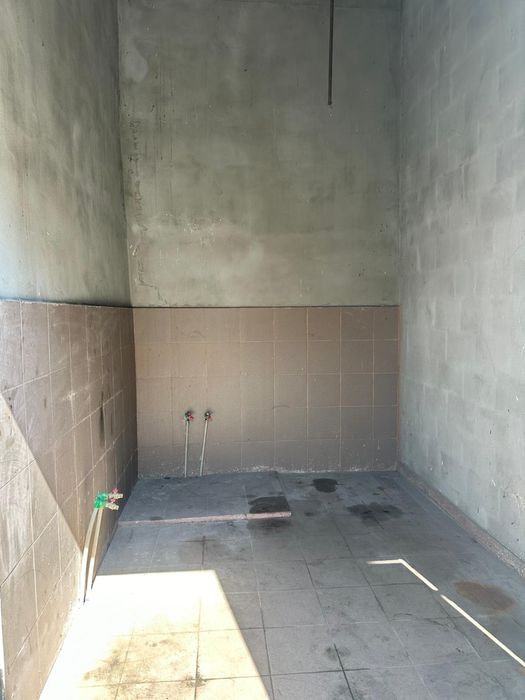 Garaj  zona Romeur 25 mp