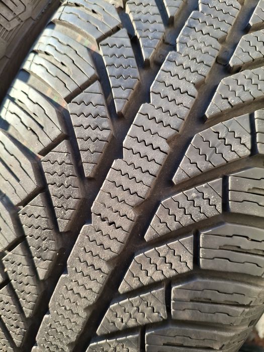 4 Anvelope de iarnă 215 65 r15 Semperit