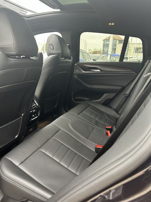 BMW  X4 2025,2000d,x-drive,M pach,17000km,garantie