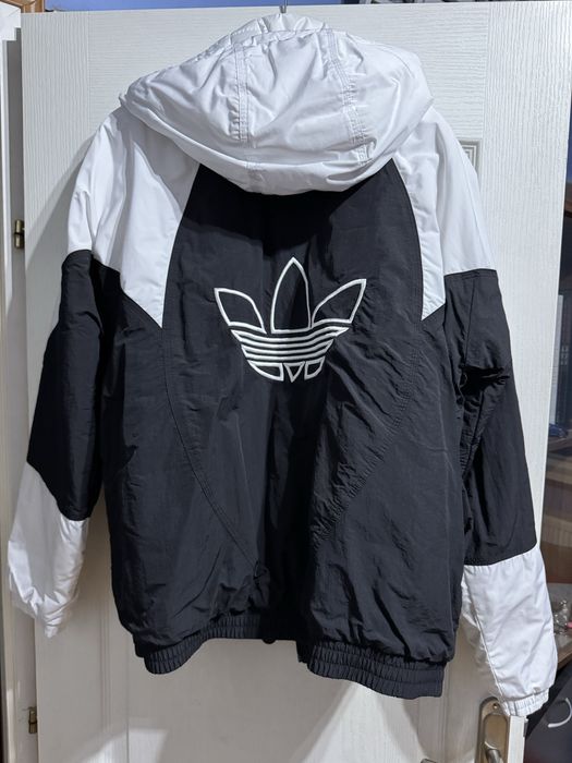 Чисто нови Adidas Originals в XS размер