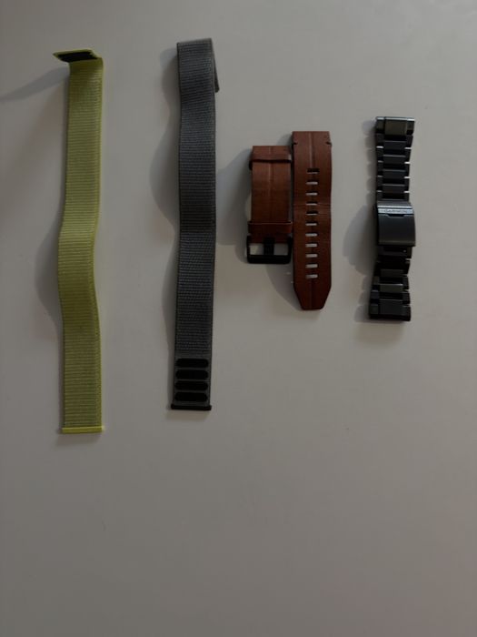 Curele garmin originale! Pret pe bucata .