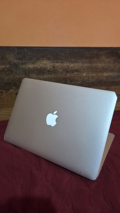 MacBook Air Mac os Monterey Vulcan • OLX.ro