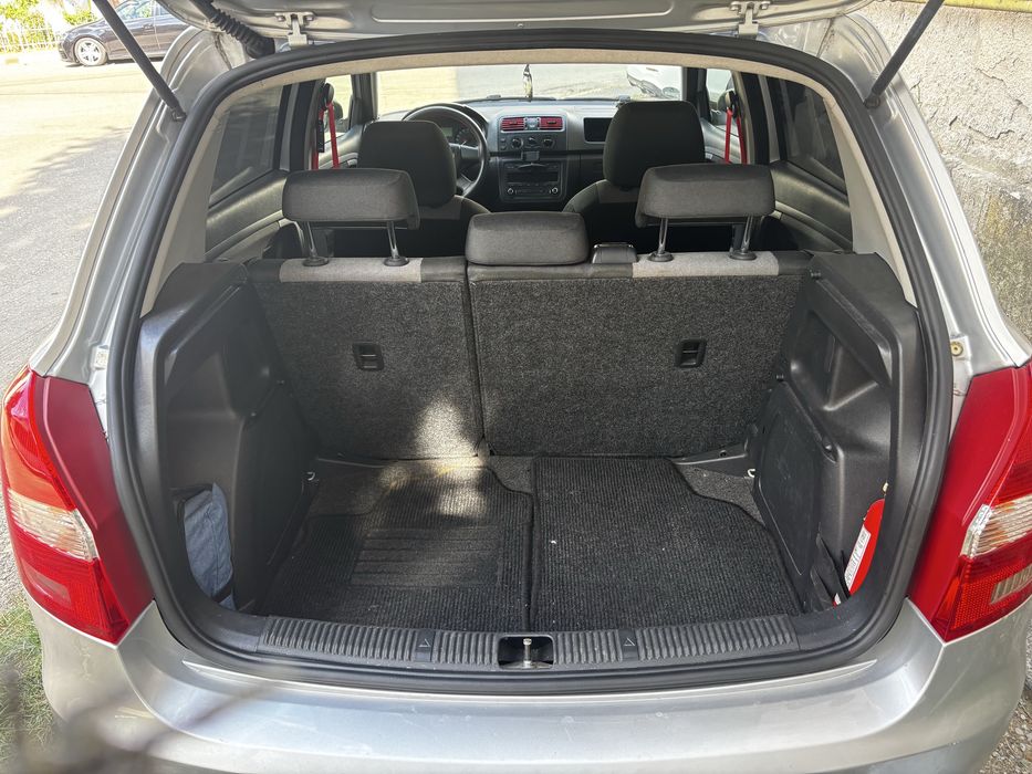 Skoda fabia 2 facelift 2011