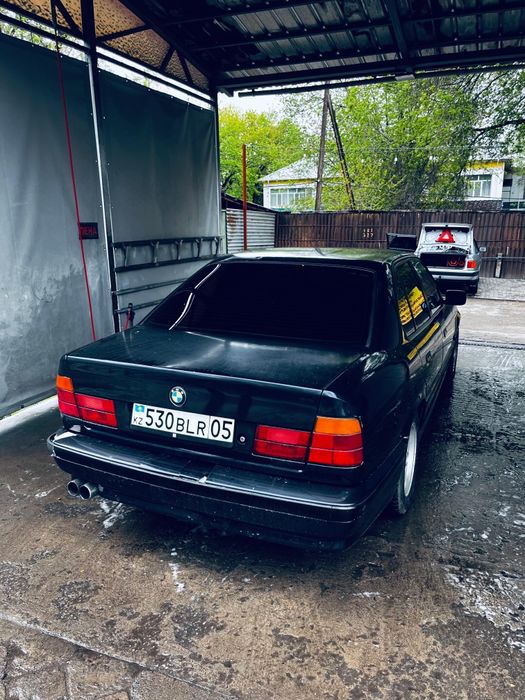 Бмв е34 обьем2.5 1995 год