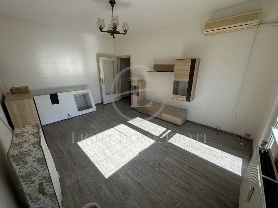 Продава се Двустаен апартамент в Пловдив, Изгрев - 64 кв.м за 1063 €/кв.м - Снимка #1