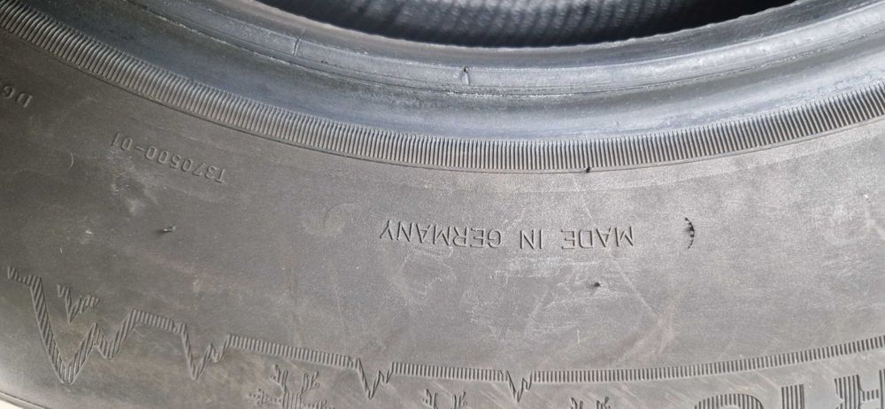 Зимни гуми 215/70/R16 Dunlop