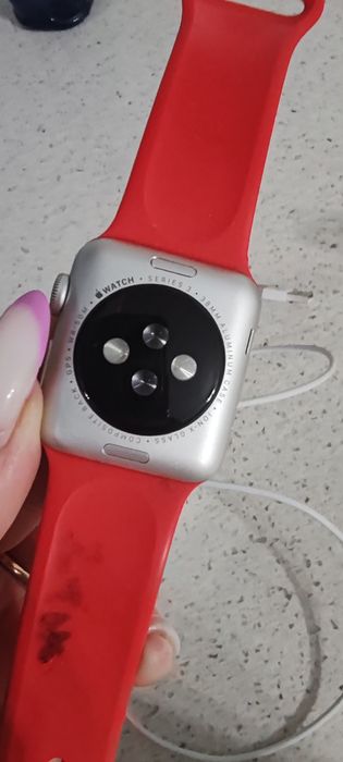 Продам apple watch series 3