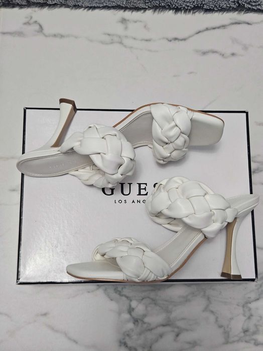 Guess високи чехли