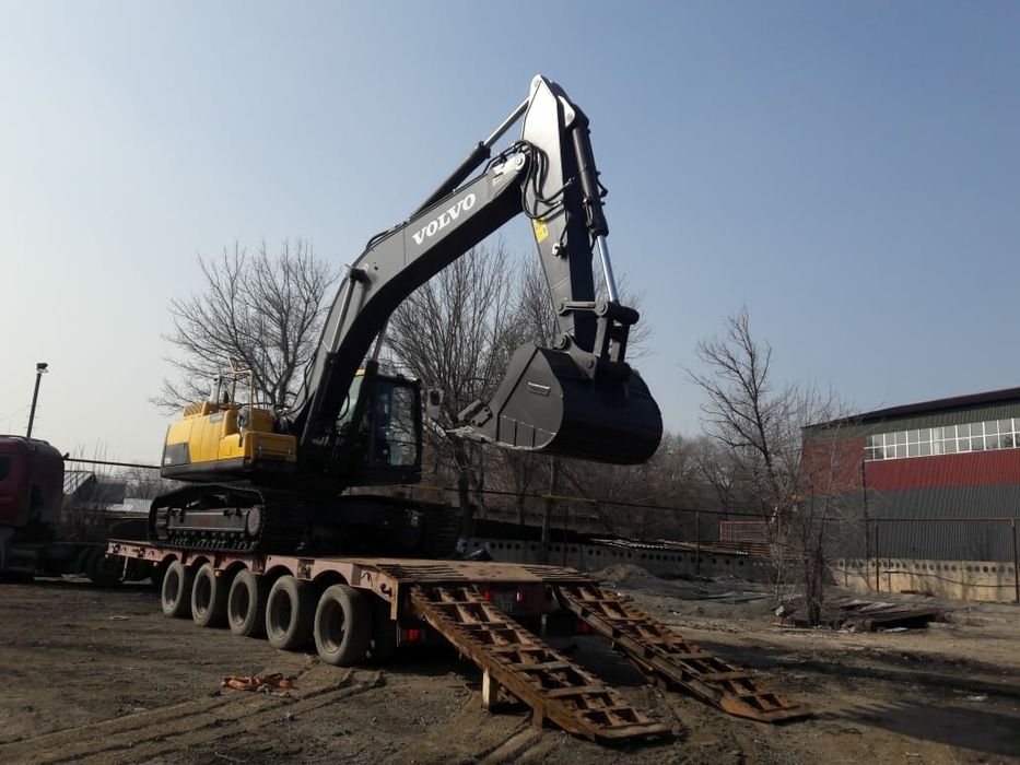 Услуги, Аренда Гусеничного Экскаватора 1.8, 1.9, 2.1м3 Гидромолот ...