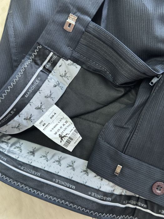 Брюки новые Турция 40р