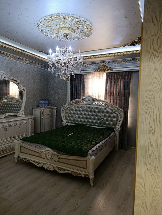 3 хонали 3 этаж Уй сотилади