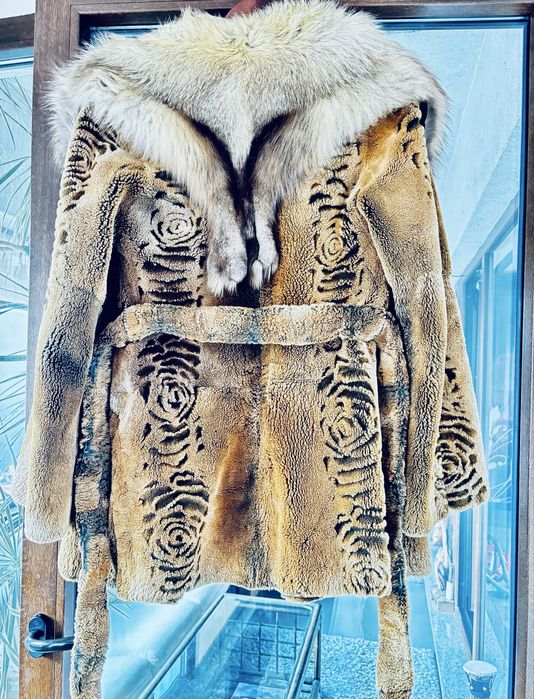 Haina din blana naturala