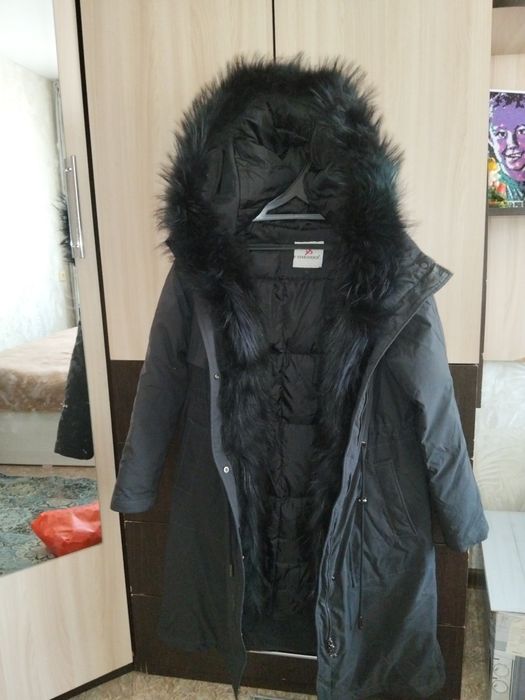 Продам зимнюю куртку