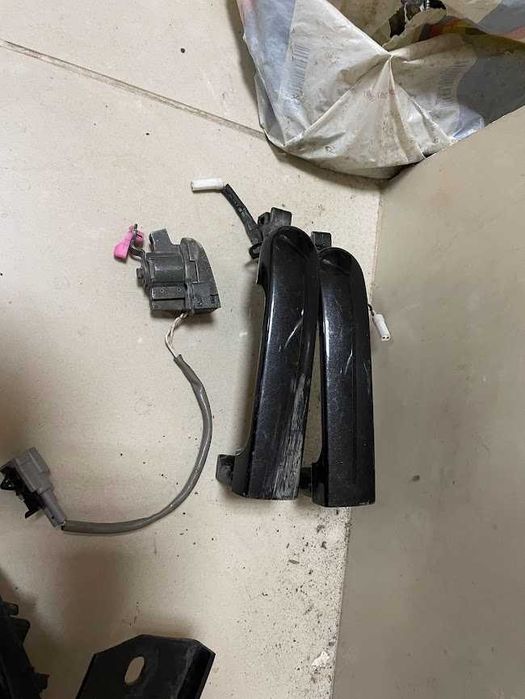 Nissan Micra 2003 1.2i/1240 куб.см. на части