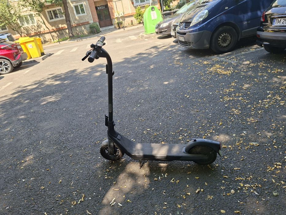 Vand trotineta electrica Ninebot e2 PRO, si Xaomi