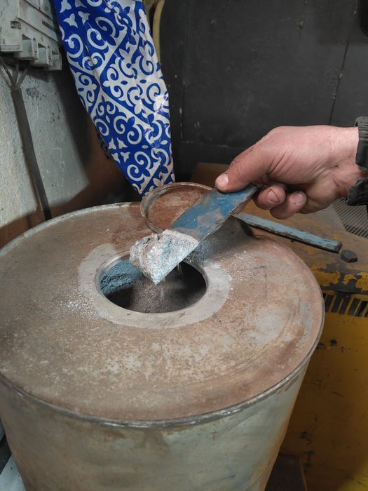 Продам серебрянку