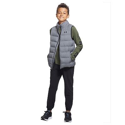 Under Armour.  Жилетка пуховик из США. Оригинал. Раз M 10-12лет