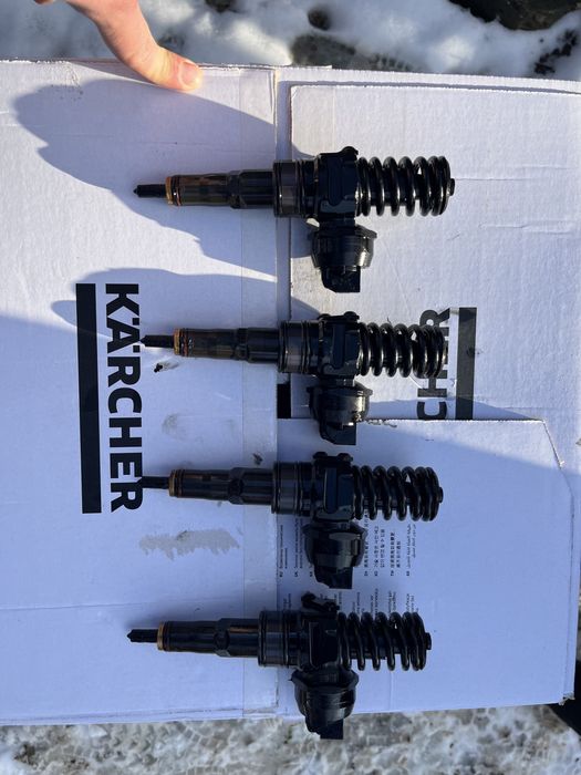 Injectoare golf 5 19 bkc bxe