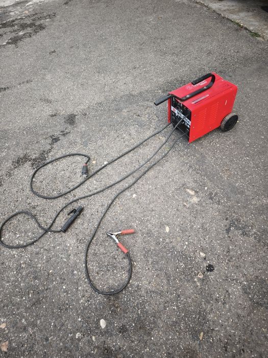 Aparat sudura cu electrod