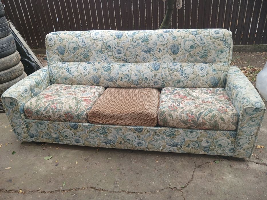 Canapea extensibilă