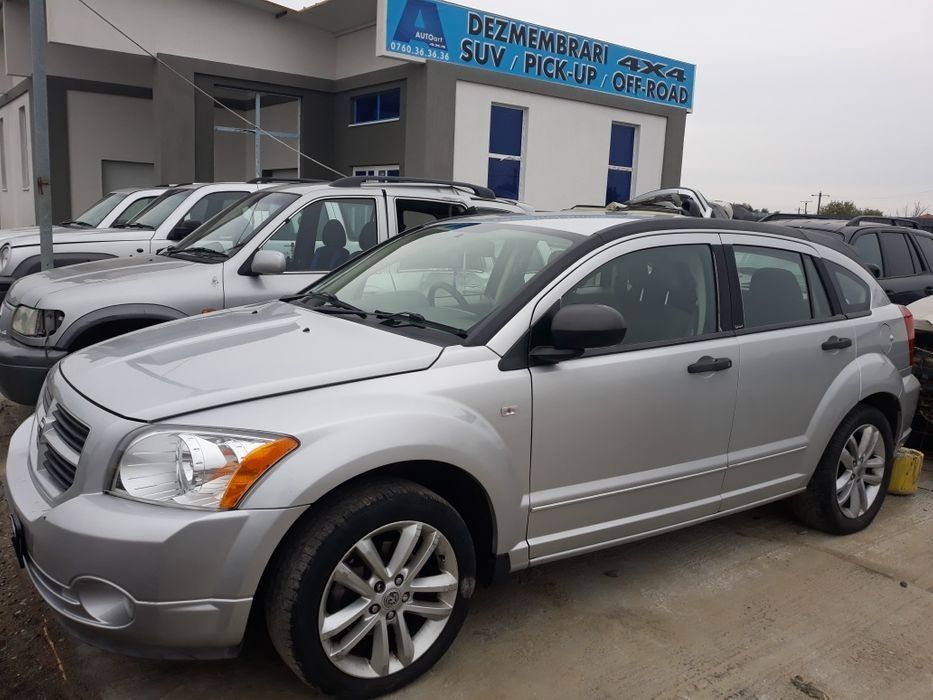 Dezmembrez Dodge caliber orice motorizare