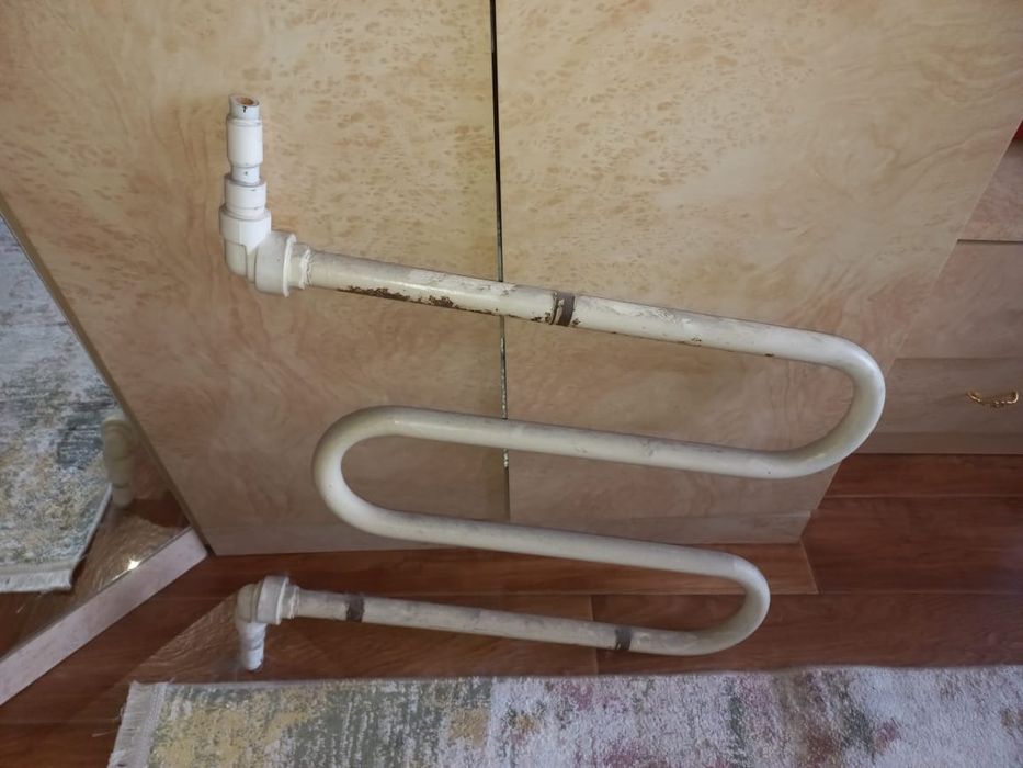 Батарея,труба в ванную