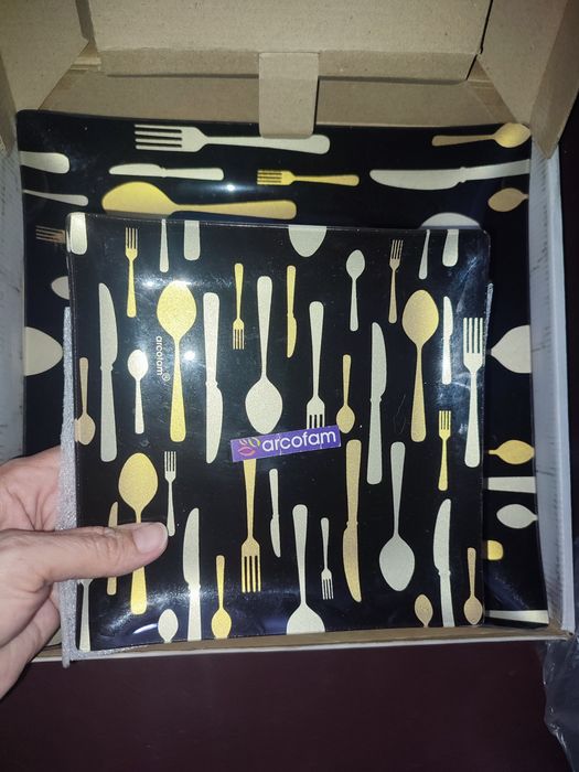 Набор тарелок стекло.