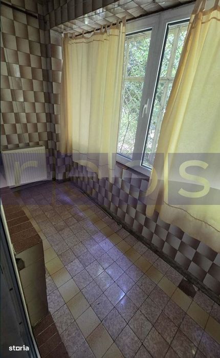 Vanzare 2 Amere | Zona Titan | Centrala Proprie