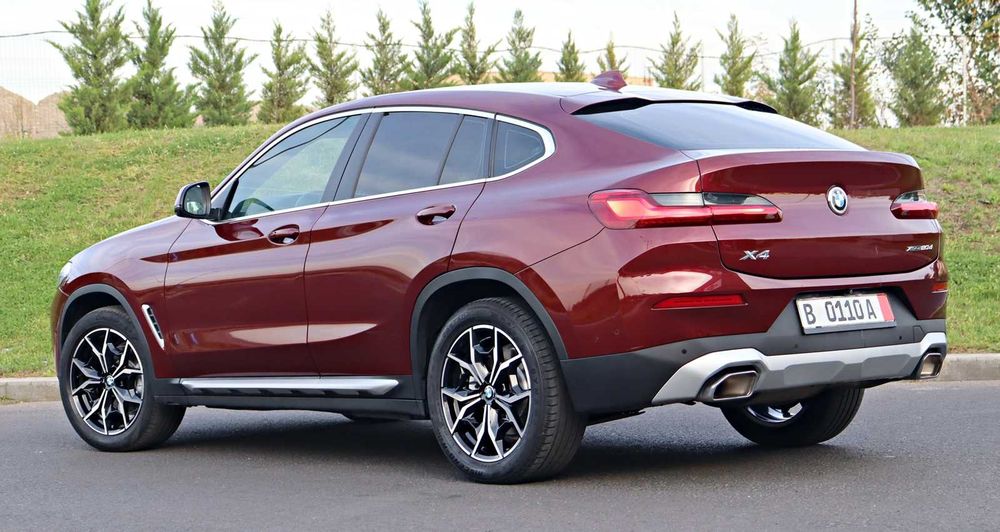 BMW X4 / 2023 / Facelift / G02 / 2.0 D 190 CP / X Drive / Faruri Laser/Camere 360 / Lane/Side/Piele/Ambientale / MildHYbrid