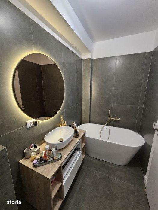 Apartament 3 camere, 81.70 mp, zona Centrala