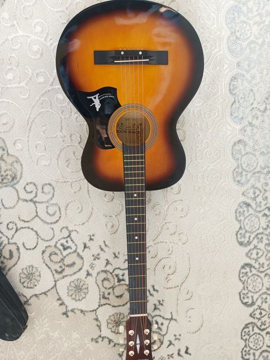 Гитара YAMAHA 38