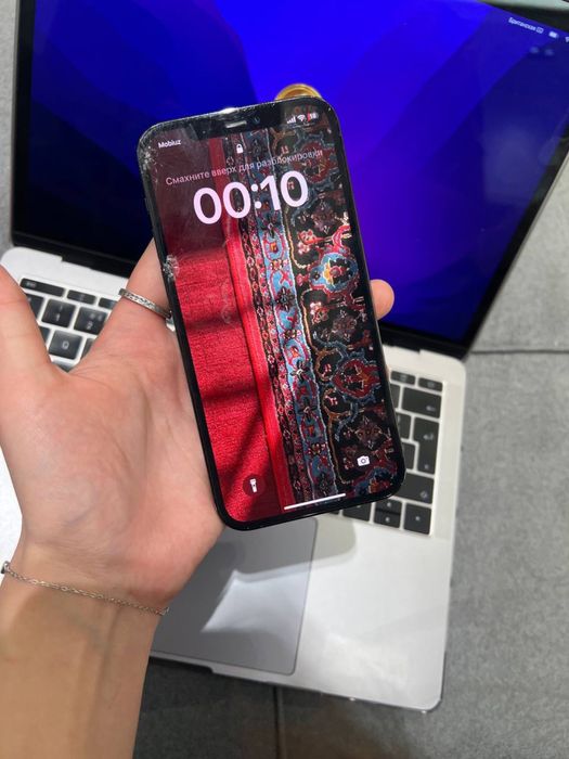 Iphone 11 pro orta holatda