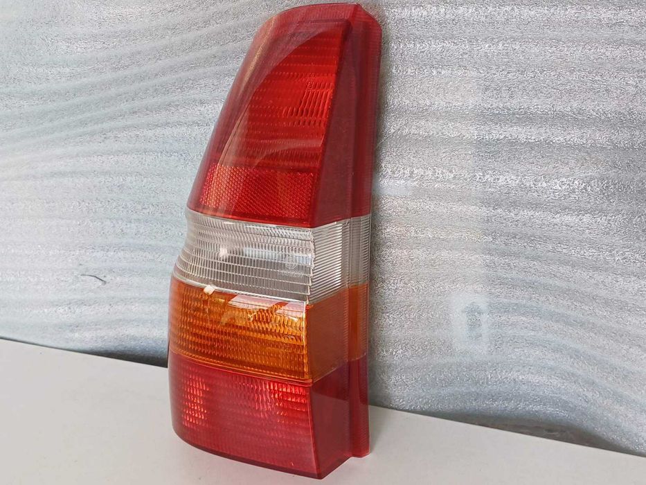 стоп ляв Ford Escort combi 1990-1998 г. #1009V