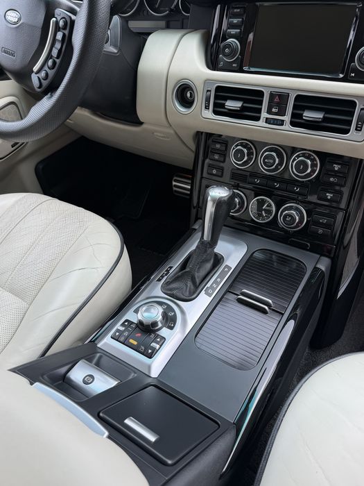 Range Rover L322 Supercharged  4.2 V8 vogue 396 CP