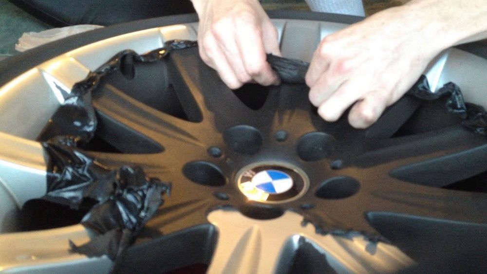 Vopsea spray cauciucata