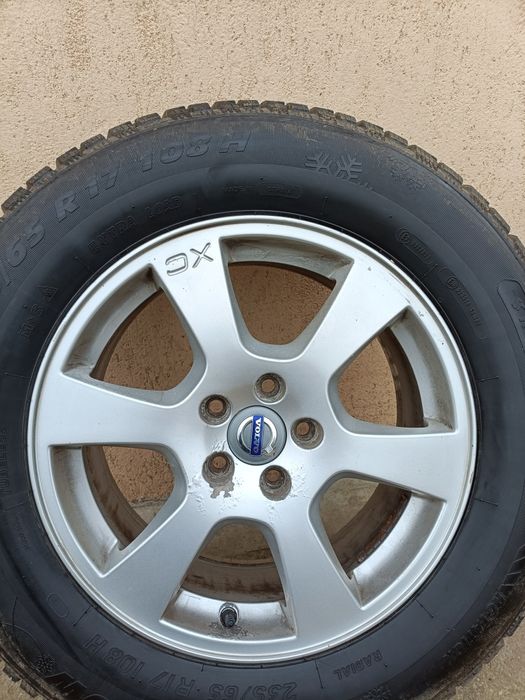 Roți cu cauciucuri Volvo XC60